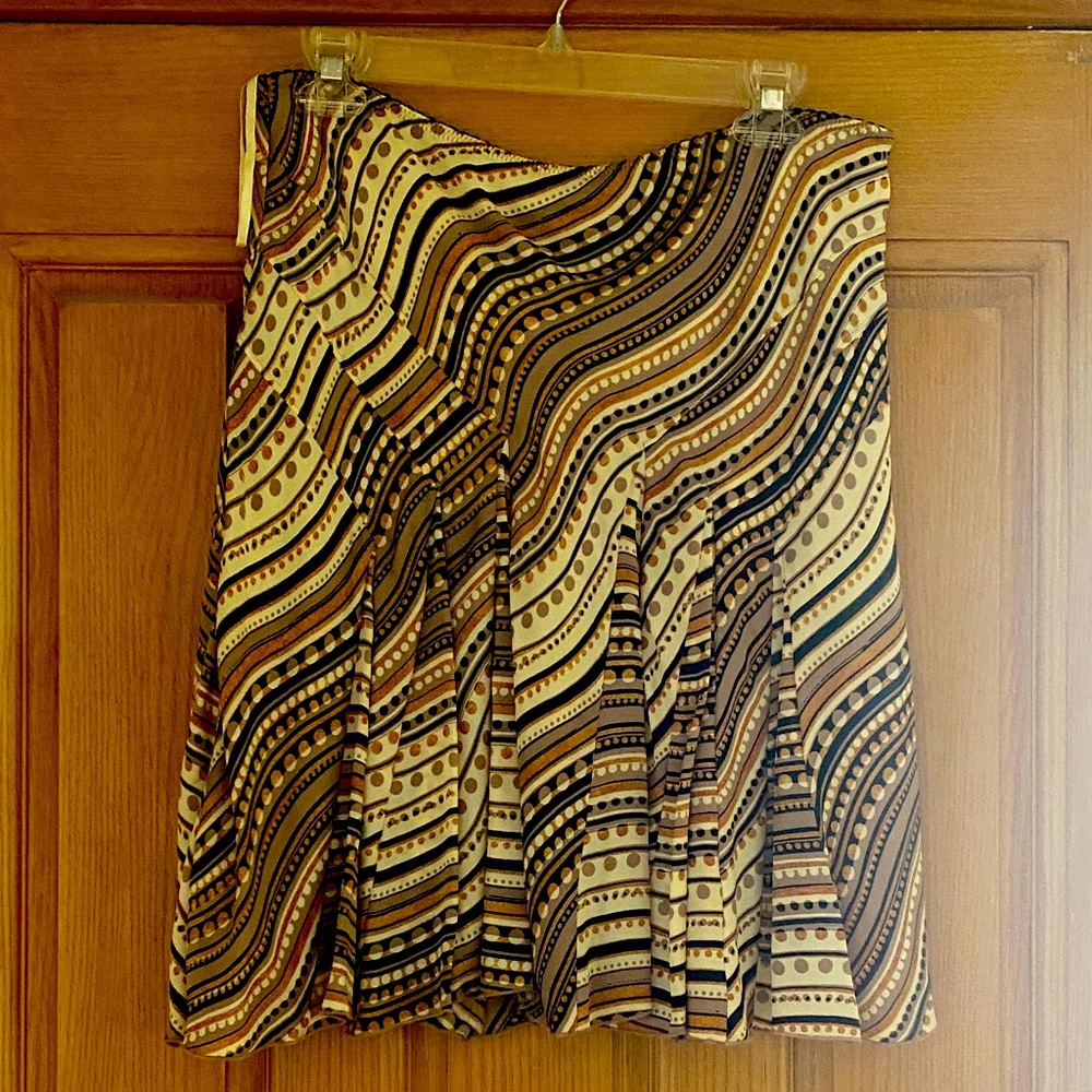 Alfani Brown and Cream A-Line Silk Skirt. Lined.